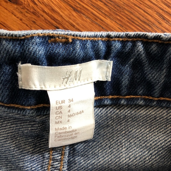 H&M scalloped hem jean shorts size 4 - Picture 7 of 9